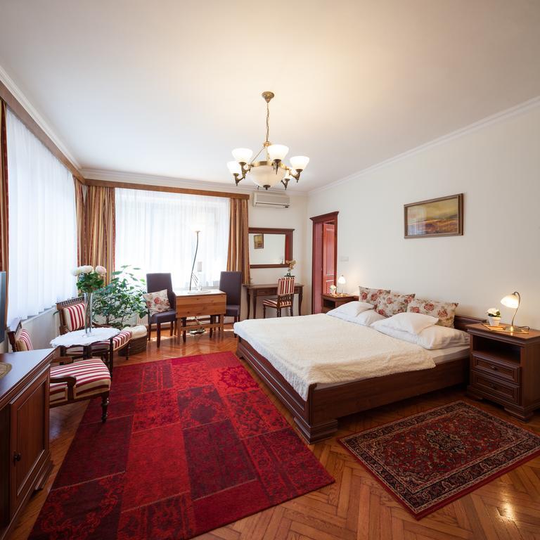 Villa Cecile Šoproň Exteriér fotografie