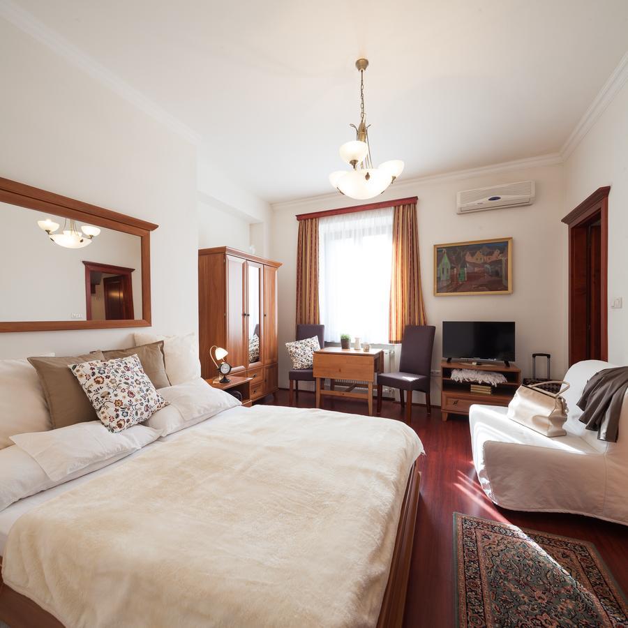 Villa Cecile Šoproň Exteriér fotografie